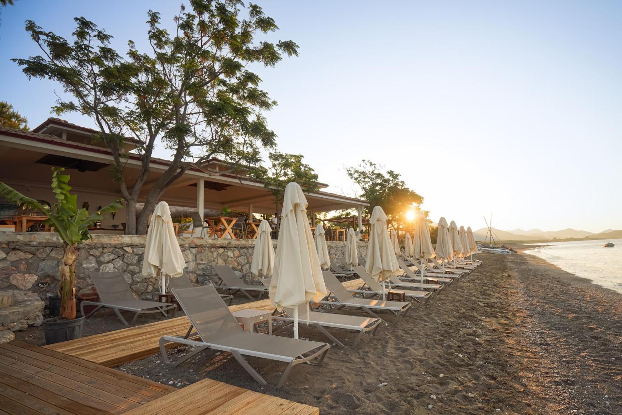 Datca Dirik Surf Beach Hotel Екстериор снимка